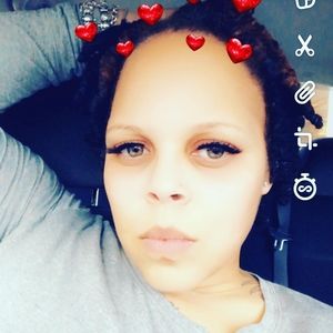 Meet your Posher, Latalia